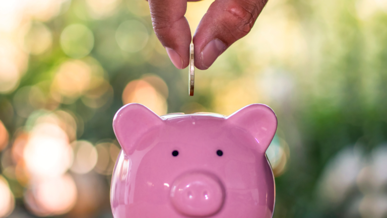 10 Easy Money Saving Hacks you can start today